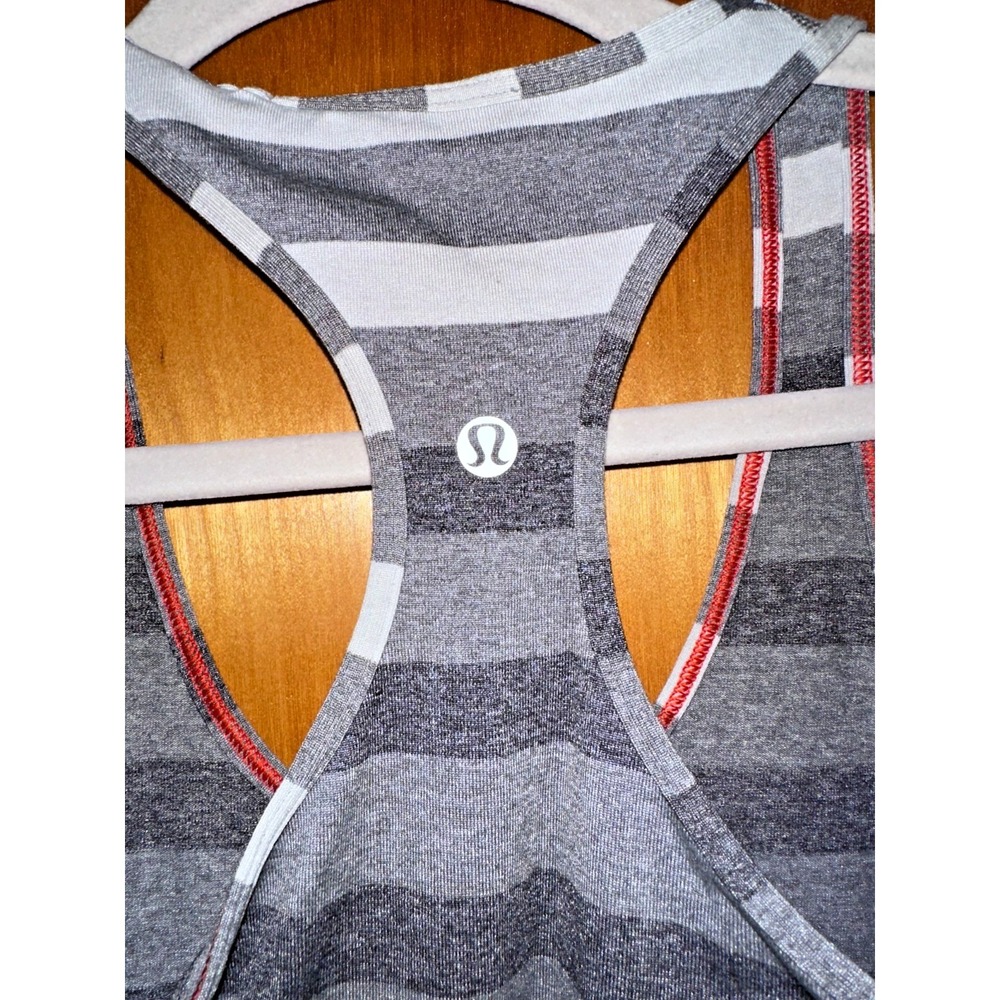Lululemon 2 Cool Athletic Racerback Tank Marshmallow Ombre Stripe Gray Black - Picture 3 of 3